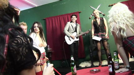 Group sex with Donna Bell and Victoria Rush are whores get