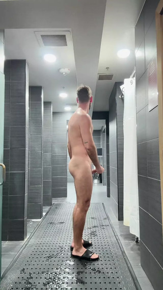 3 loads in 10 min . Gym shower and sauna