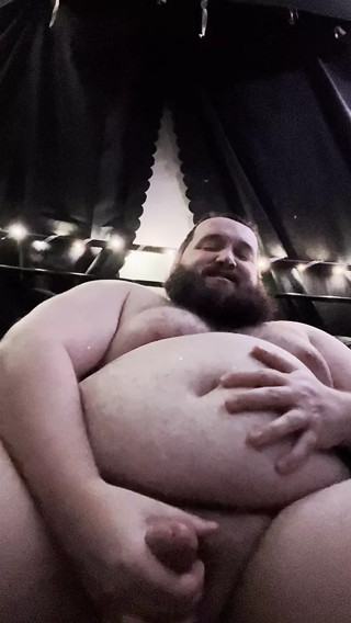 Gainer LavenderBear Jacking Off and talking about how big he has gotten