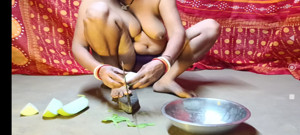 namita boudi cut with vegetables
