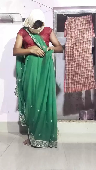 Crossdressers in saree