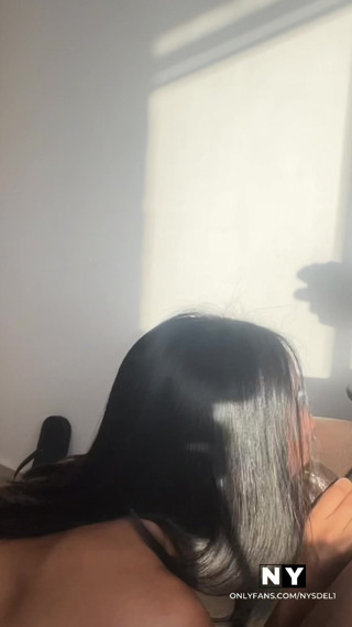 I'm not satisfied with just having her dick in my mouth and I decide to ride her better -amateur couple- nysdel