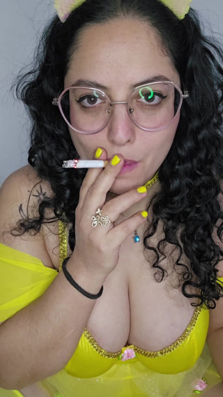 Eddie Queens ft. babyluna939 – Princess Belle Smoking Fetish, Smoke Blowjob and Facial Finish Part 1