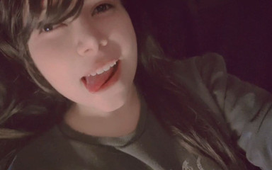 Real Amateur Girl Shows off Her Sweet Body and Masturbates