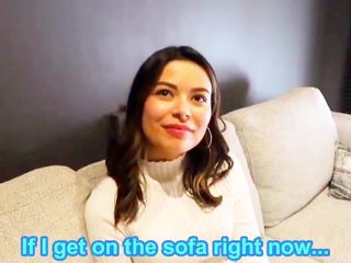 Miranda Cosgrove - Funny Caption Video from Twitter