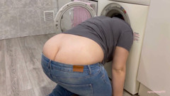 Stuck and gassy buttcrack