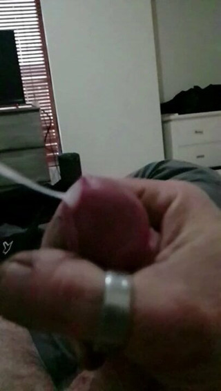 Aussie cumshot