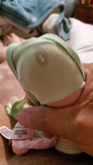 I used 3 pairs of my sister inlaws panties to cum