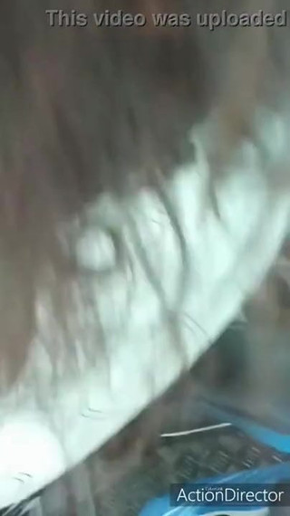 Close-up gaand in saree.... mast badi gaand in train