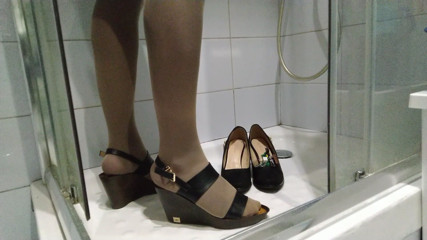 shoes pissing 22