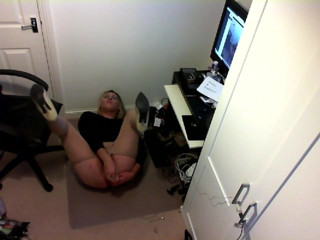 kim nylons takes it on her back like a slut