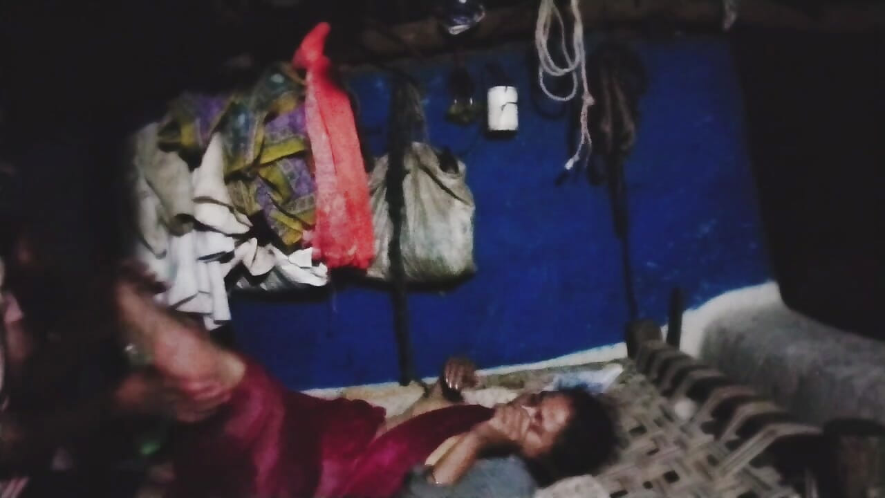 Indian bhabhi deshi hot girl bharti village ki hot bhabhi