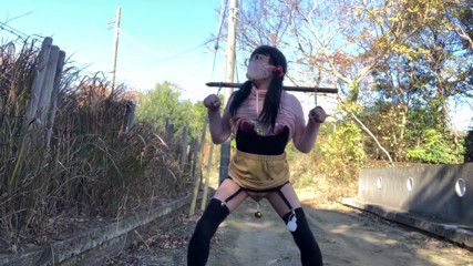 Trainer's Order No. 52: Woof-woof Pose Training