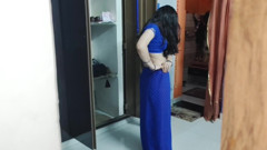 Hot Desi Bhabhi Ki Saree Pahnte Hue Ki Viral MMS Video