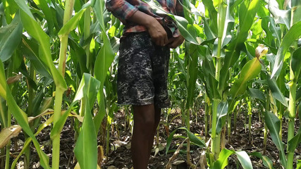 Makka ki khet me bhabhi ko choda,Indian sex videos