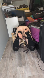 bedsto bed dildo in muzzel humping wand