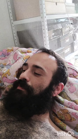 Paja en cama, comiendo semen, sudor y pelos. 10-5-21
