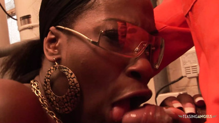 Chunky ebony with big tits enjoys double penetration during hard intense threesome sex