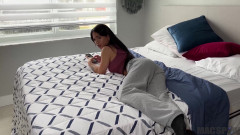 Cutie in Sweatpants Paisley Paige Gets Folded and Fucked
