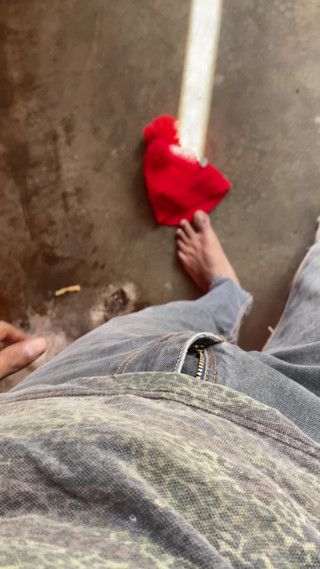 Body Play with Sexy Feet