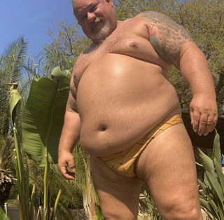 Strongman muscle chub cums big