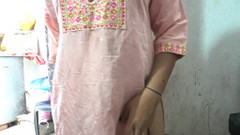 Fingaring in pusssy hot indian girl