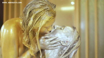 AB045 Gold , silver powder trans lesbian stroking and squirt