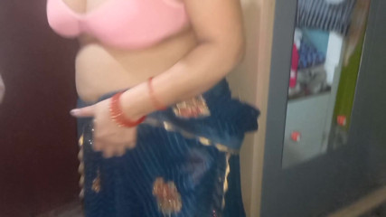 Beautiful bhabhi having romance with devai.