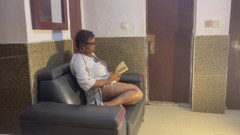 BIG BREAST DEEP THROATER MAKE IT SLURPY ON THE SOFA