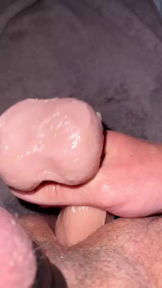 Using a toy to fuck my own ass