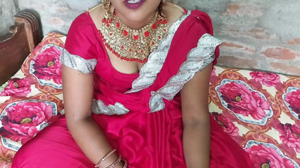 Indian bhabhi stepbrother in low room coming hot fucking video