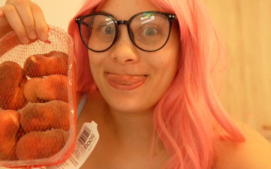 I'll Show You How I Usually Eat I'm so Happy Because the Food Is Delicious-it Gives My Face an Orgasm, and I Make Silly Face