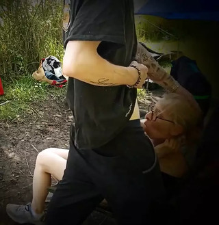 MILF Blowjob and Eating Pussy Outdoor