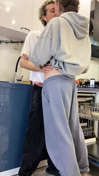HarryJen  Seduced a roommate and fucked with a big dick
