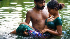 Pados ki bhabhi ko nadi me choda