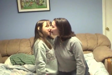 Homemade sex – mature and housewife MILF