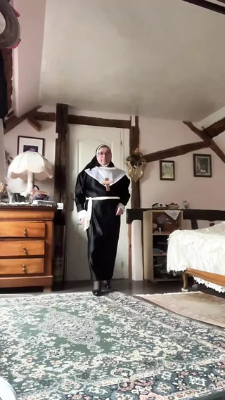 Outfit with a nun's dress for a night out