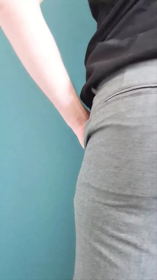 An ftm with a dream ass excites his boss by sending him videos