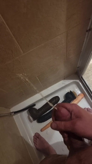 Piss play pissing and peeing all over myself