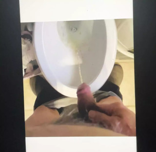 Piggies thick cock pissing