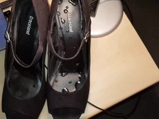 Cum in neighbor Heels