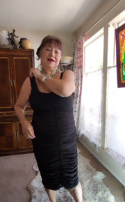 This Dress Is so Easy to Remove