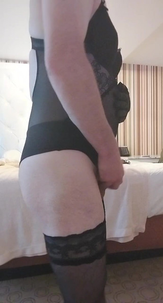 Sissy Cums in New Lingerie
