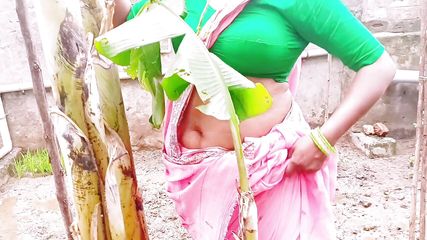 Villege forming hot sexy maid planing fir fucking with owner. Telugu Dirty Talks.part 1