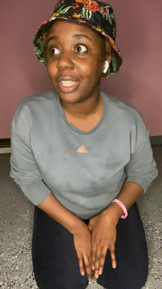 Alliyah Alexia's Pussy Farts ..