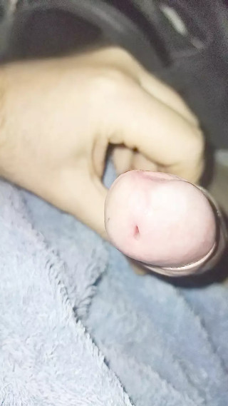 Esposa puta casada queria ver leite saindo do meu pau