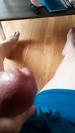 Lookin at clit I wanna lick