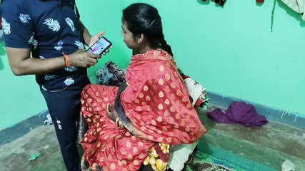 The elder brother fucked the younger brother&#039,s wife naked.