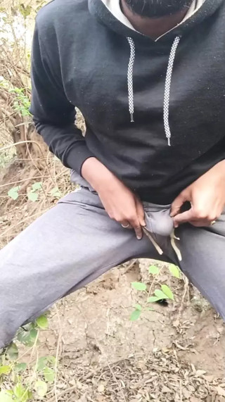 Hanky masterbate peeing video TO ONE OF MY FRIEND DEMAND LIKE YOU 🫵