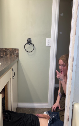 Cheating Wife Fucks the Plumber